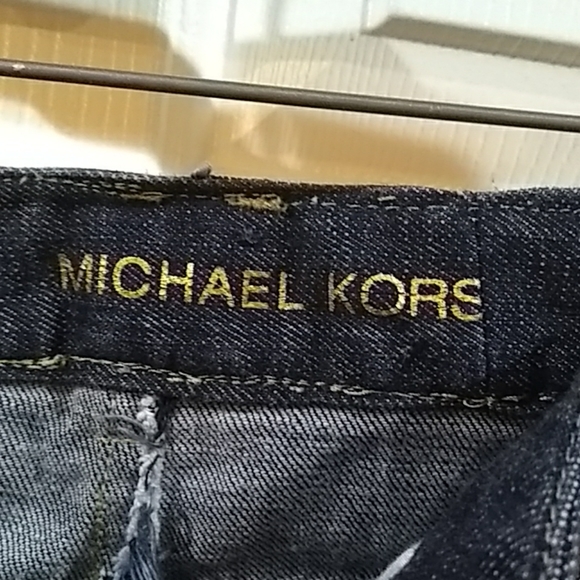 Michael Kors Women Jesns - Picture 3 of 8